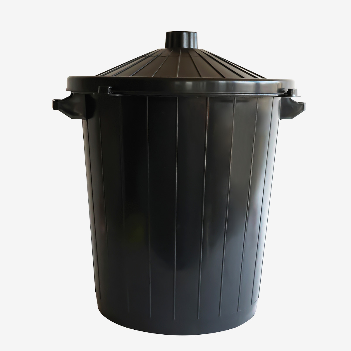 Poubelle plastique 80L ECO avec couvercle noir